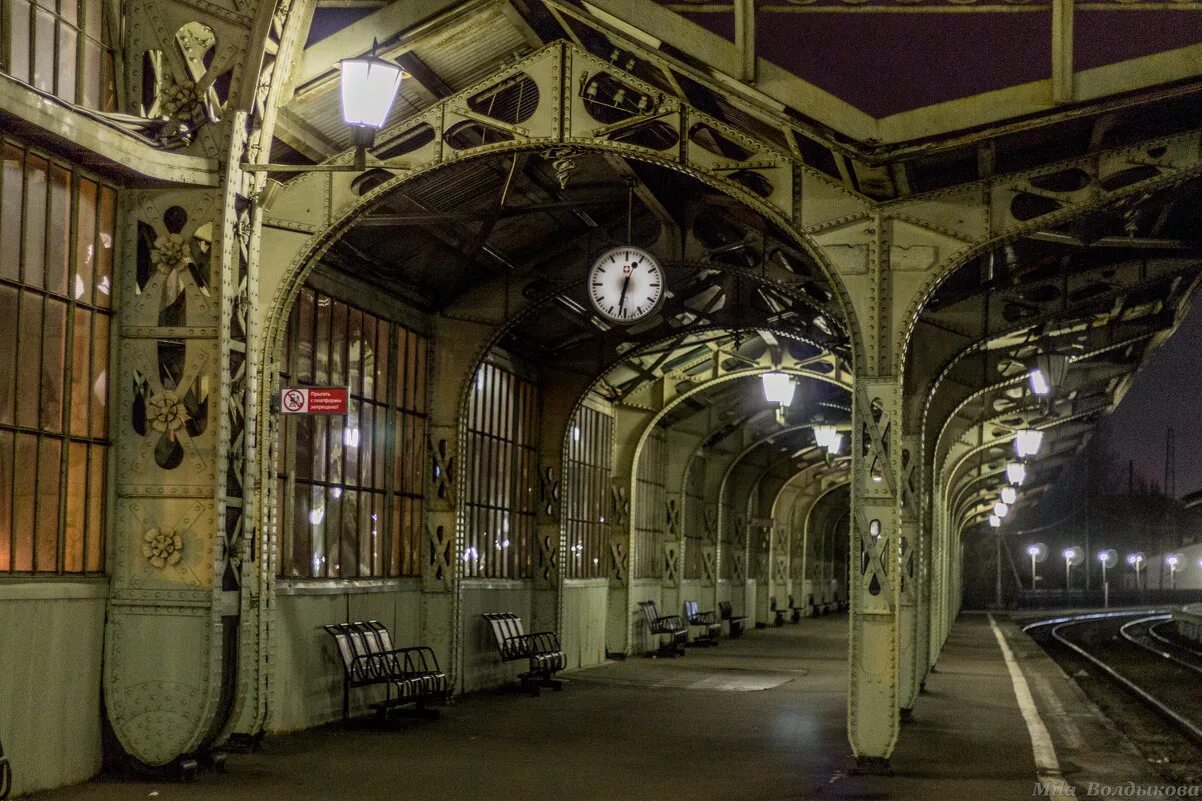 Витебский вокзал питер. Витебская станция санкт петербург. С. Витебский вокзал санкт-петербург. Витябскийвокзал санкт-петербург.