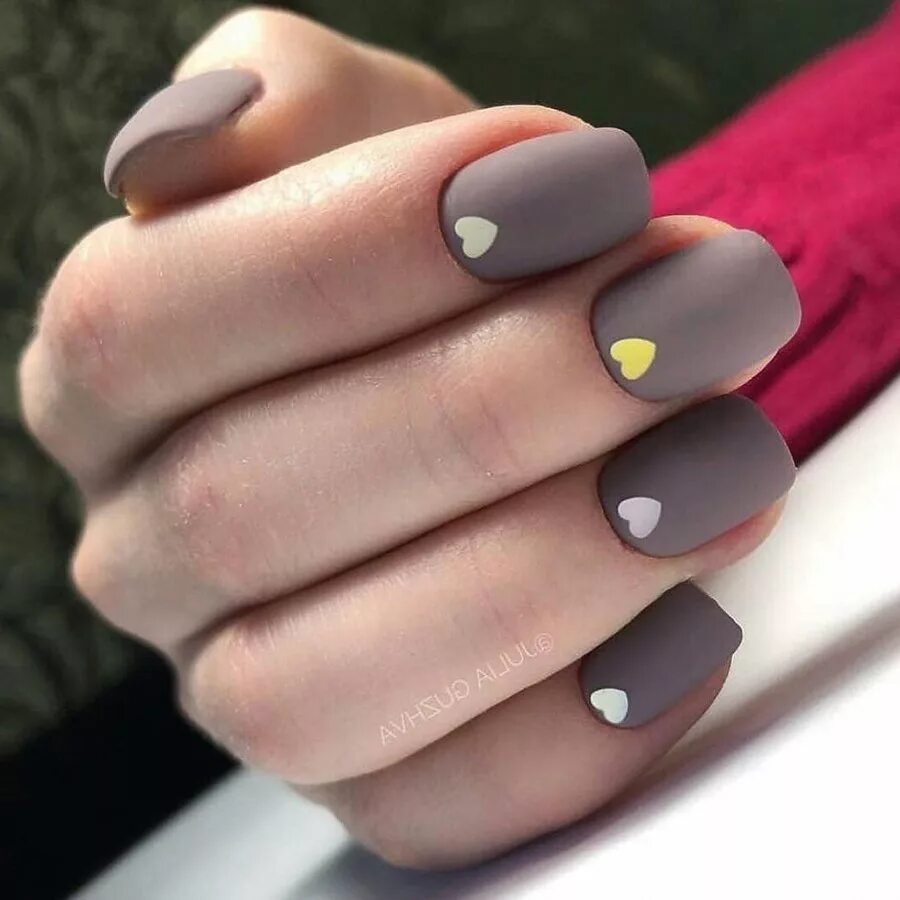 черный маникюр. серые ногти. ногти однотонные матовые. дизайн ногтей на короткие матовые. дизайн ногтей на короткие матовые.