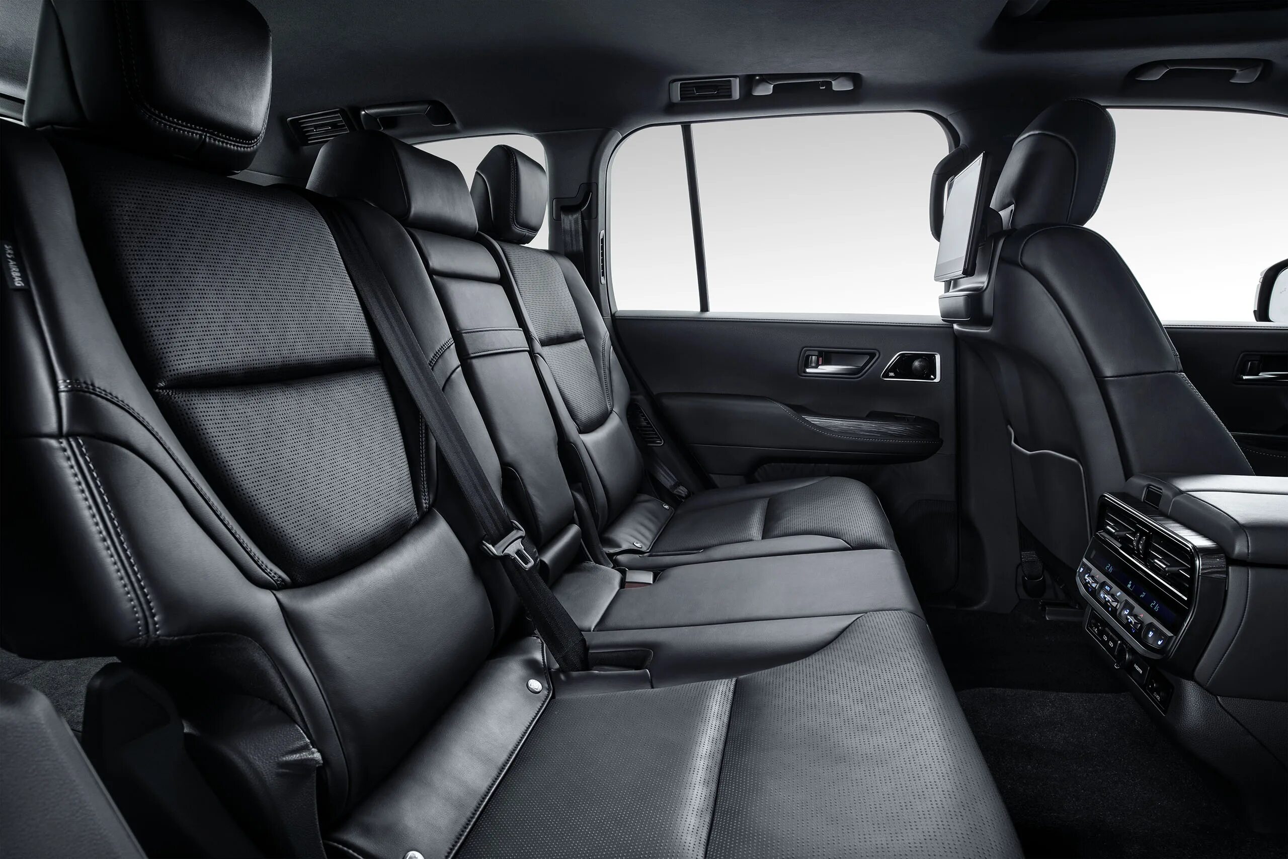 Сиденья ленд крузер 300. 70th anniversary land cruiser 300 салон.