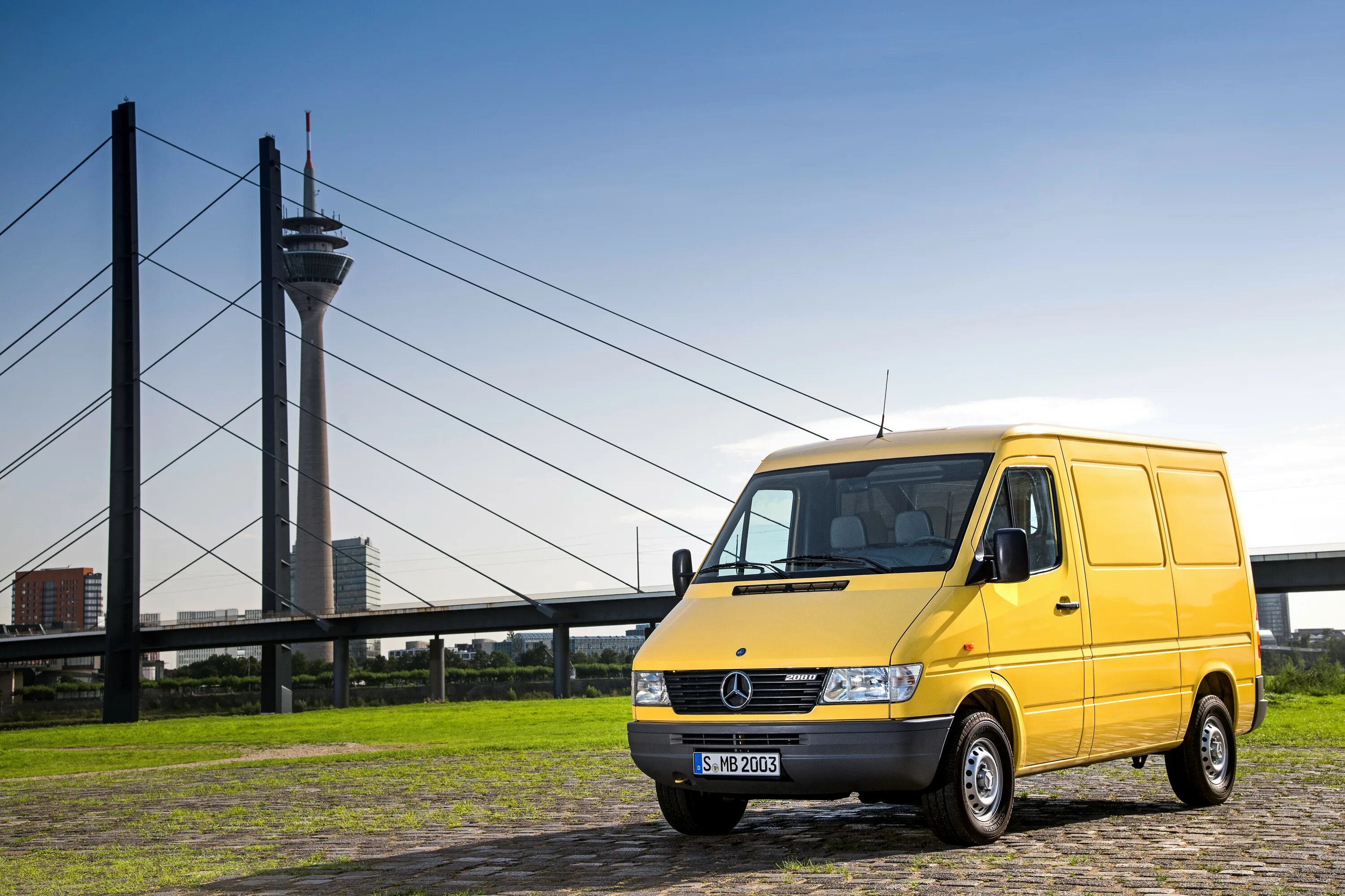 Sprinter w901. Mercedes sprinter w905. Mercedes-benz sprinter 901 1995. Мерседес спринтер w901. Спринтер 901 кузов.