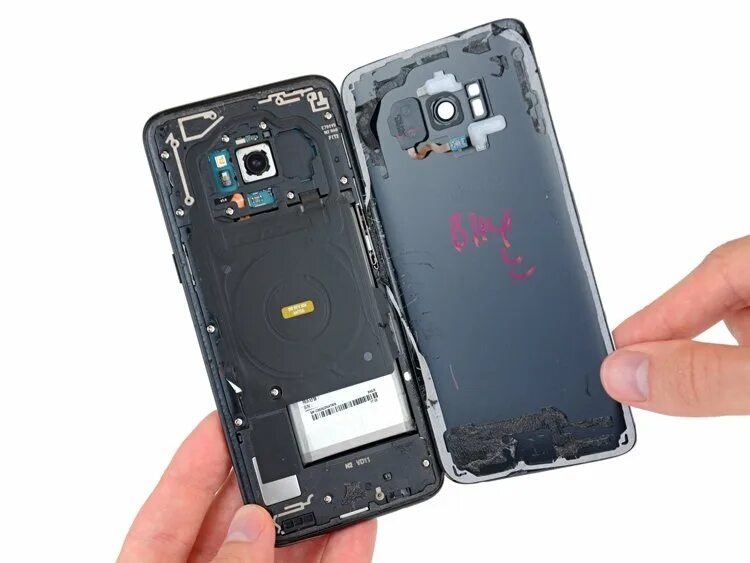 Samsung galaxy s9 экран. Galaxy s 9 Plus без крышки. Samsung Galaxy s 8 без крышки. Samsung s8 без задней крышки. Дисплей на самсунг s8.