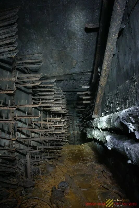 Шахт р. Заброшенная шахта. заброшенная шахта мбр. заброшенная шахта в москве.
