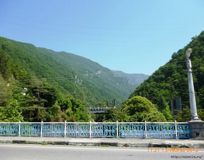 улица русских добровольцев гагра. армянское ущелье. ущелье жоэквара абхазия. ах-цунское ущелье. жоэкварский водопад гагра.