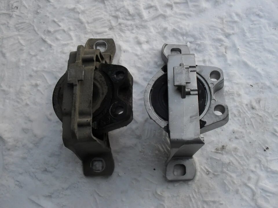 Гидроопора двигателя фокус 2. Гидроопора двигателя форд фокус 2 2. 6. Гидроопора форд фокус 2 1. Гидроопора форд фокус 2 1.