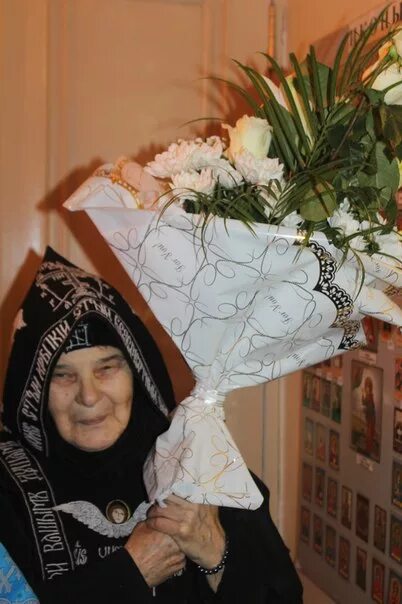 Рожана богиня славян. Весенняя композиция живопись. Матушка милая. Матушка милая. Милая бабушка в деревне.