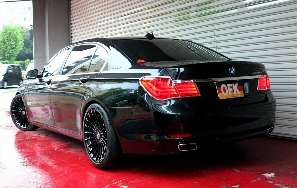 Bmw 7 тюнинг. БМВ м5 750. BMW m7 Tuning. BMW 7 Tuning. BMW e65 Custom.