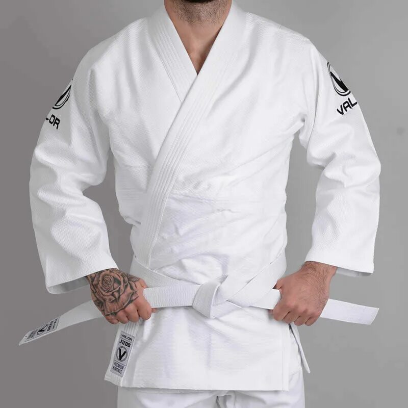 Белый пояс. Белый пояс карате. Белый пояс дзюдо. Белый пояс BJJ.