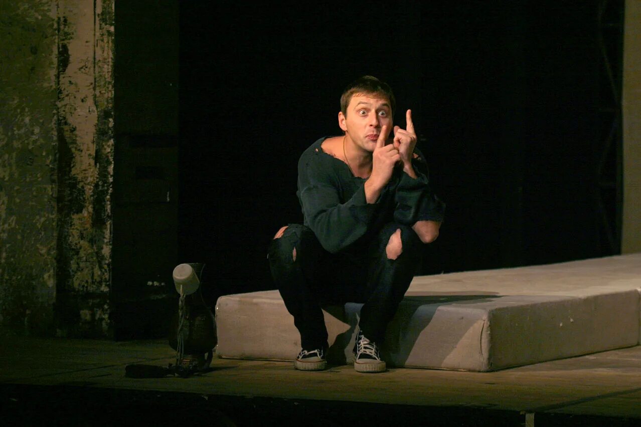 Добрый человек из сезуана театр на таганке 1964. Добрый человек из сезуана на таганке. Добрый человек из сезуана театр на таганке 1964. Брехт - добрый человек из сезуана (театр на таганке, 1966). Брехт - добрый человек из сезуана (театр на таганке, 1966).