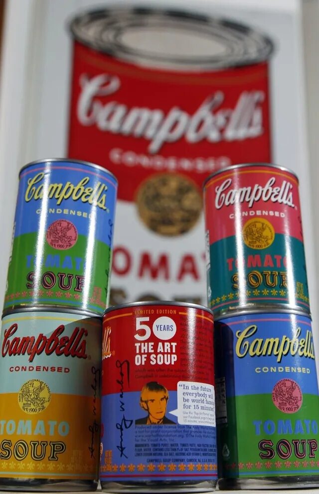 Soup cans. Энди Уорхол Кэмпбелл. Campbell Soup Уорхол. Энди Уорхол томатный суп. Энди Уорхол картины суп.