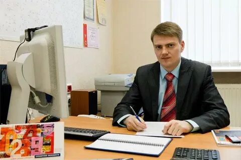 Заместитель директора по экономике и финансам