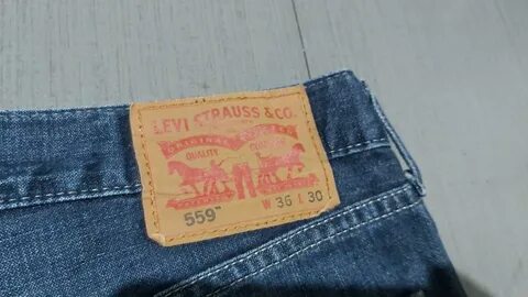 Levis 30 30