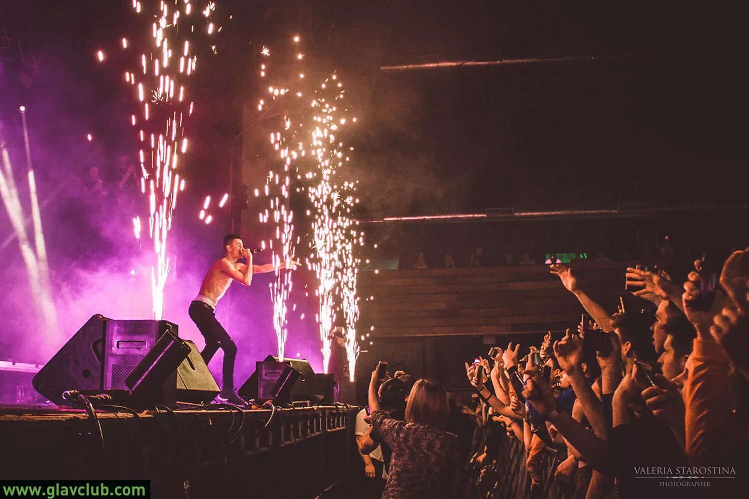 Концерт обладает. Обладает концерт спб. Концерт обладает. Обладает на рабочий стол. Aura arena hall воронеж.