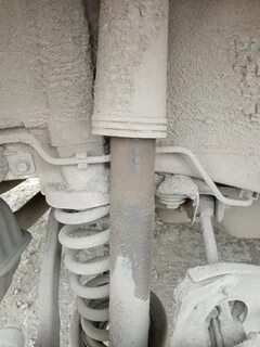 Когда менять задние амортизаторы