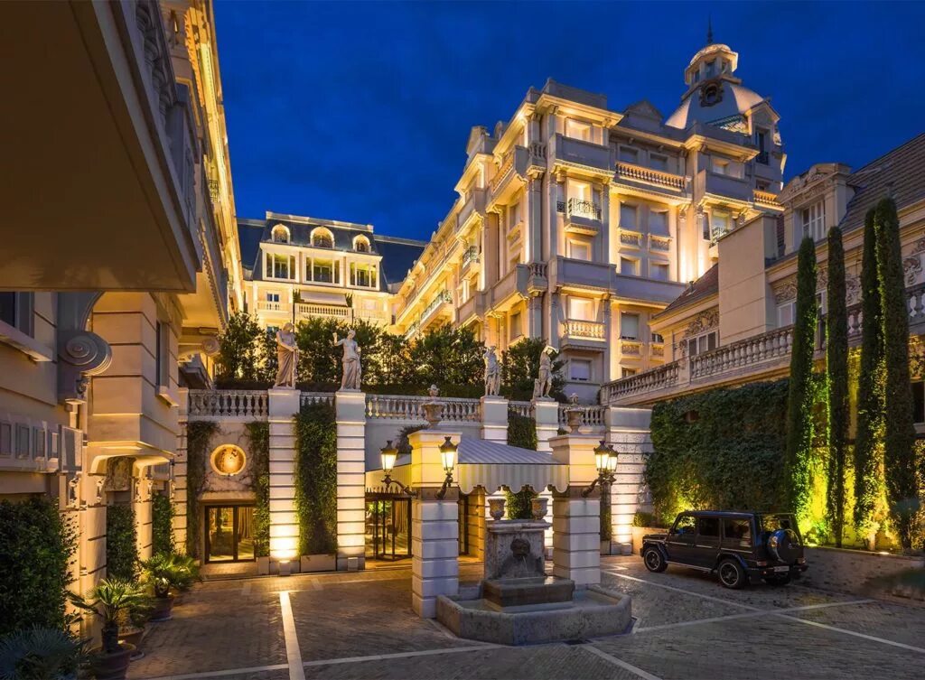 Роскошный словно. Монако отели Монте Карло. Отель Метрополь Монте Карло. Казино Монако Монте Карло отель. Hotel Metropole в Монако.
