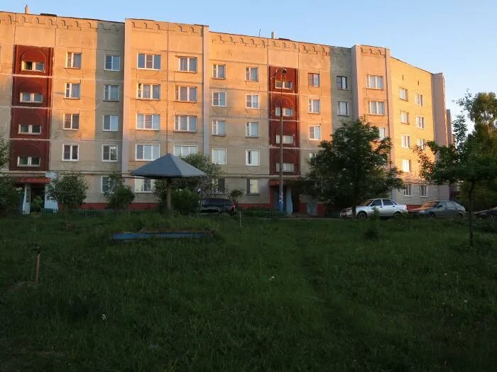 Купить 1 комнатную квартиру в 11-м микрорайоне дом 50 в Арзамасе Нижегородской о