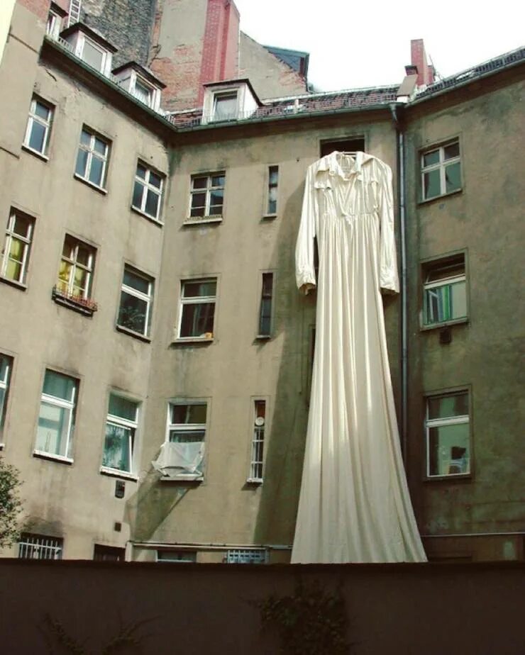 Topface skin glow сыворотка. Джинсы guess sophia skinny. Стройные девочки подростки. Skinny berlin. Skinny berlin.