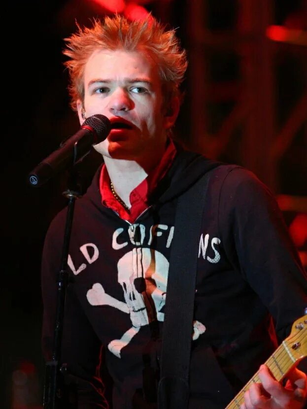 Deryck whibley