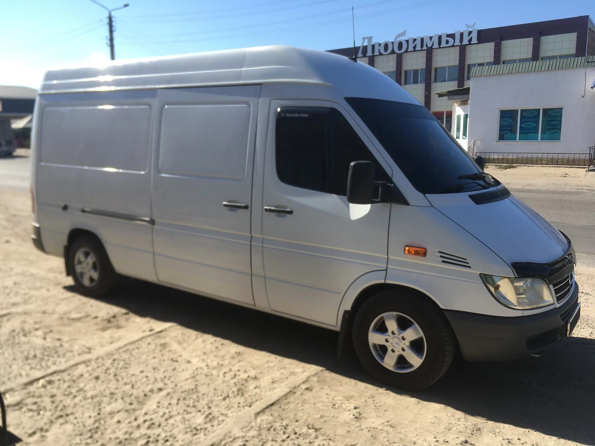 Mercedes-Benz Sprinter 2005. Mercedes Sprinter 2005. Мерседес Спринтер 1. Мерседес Бенц Спринтер 2005 года. Средний спринтер