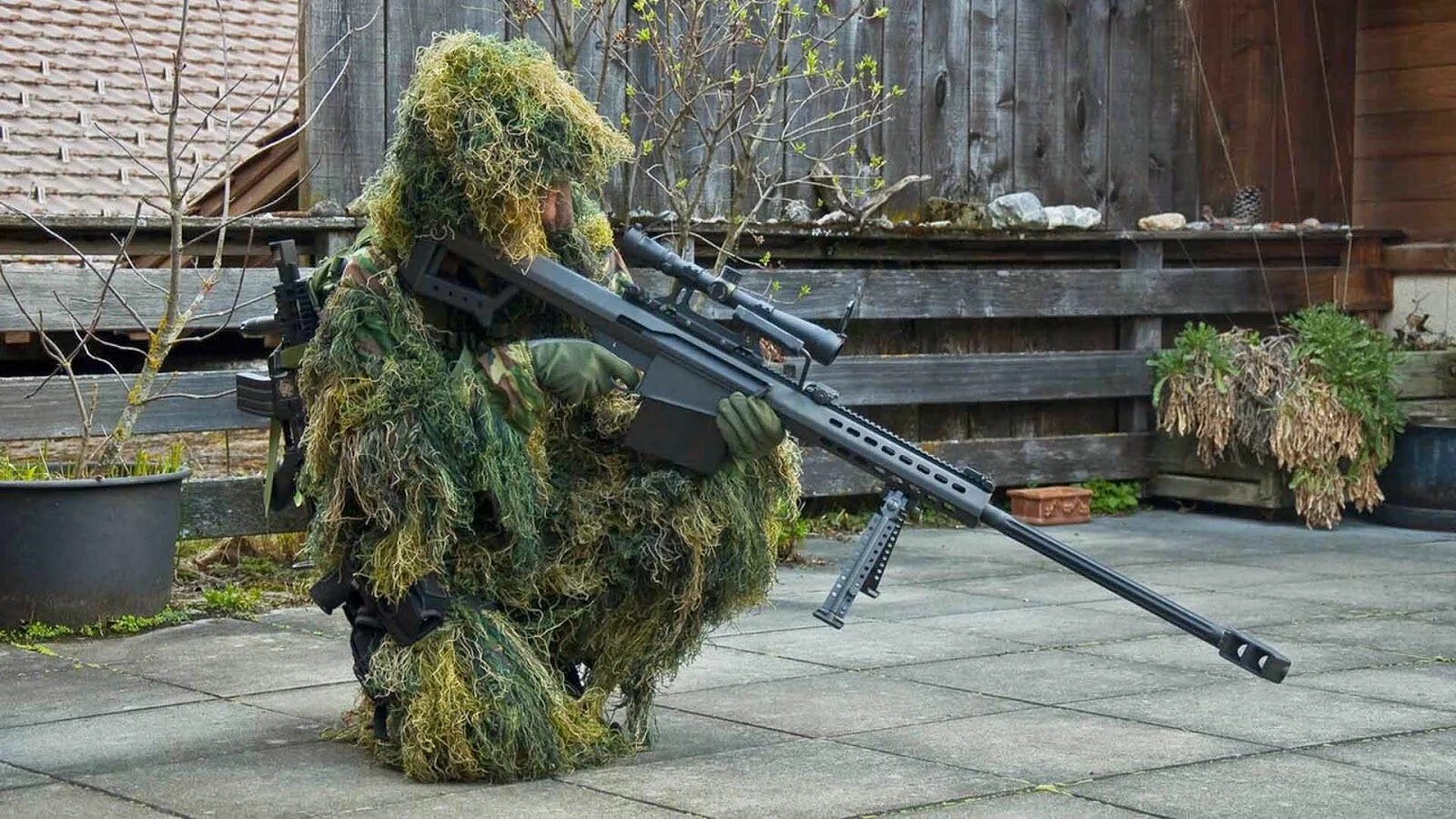 Снайпер картинки. Снайпер баррет 50. баррет м 82 снайпер. снайпер с barrett m82. barrett m82 в камуфляже.