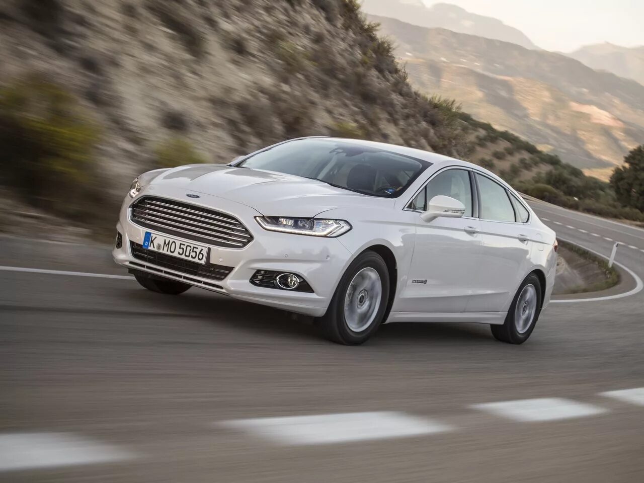 Седаны 2015 фото. Ford mondeo 2015. ford mondeo v. ford mondeo 2015 седан. ford mondeo 2014.
