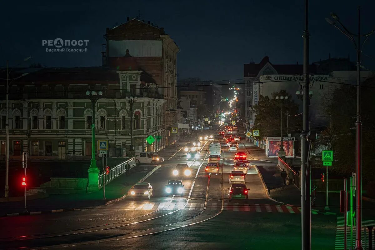 Есть ли свет в харькове сейчас. Ночной Харьков. Харьков сейчас. Харьков сегодня фото. Город Харьков на сегодняшний день.