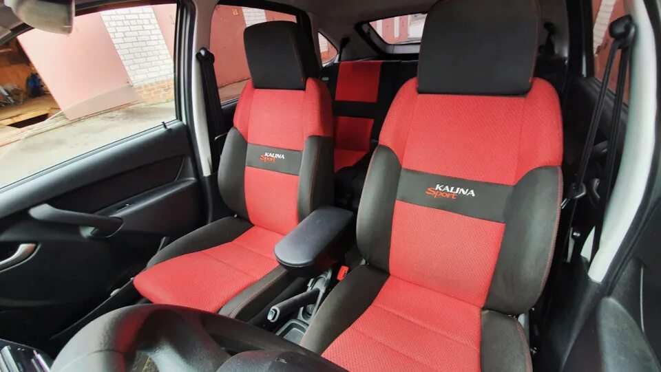 Карбон, есть еще у кого такой Lada Калина 2 Спорт, 1,6 л, 2017 года стайлинг