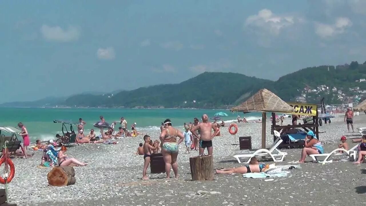 Лоо пляж