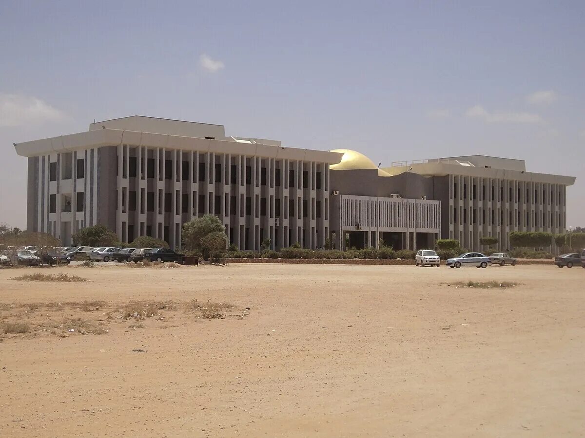 Libya: Success amid the ruins for Benghazi University students - YouTube