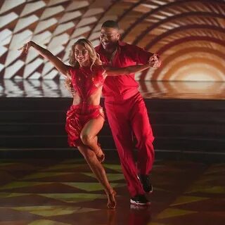 Da dancing