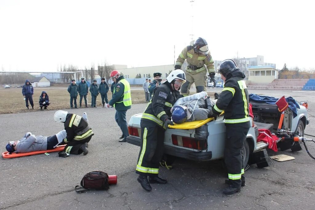 Главное в белгороде сегодня. Спасатели белгород. белгород аварии сегодня свежие. новости белгорода сегодня происшествия. последствия дтп рф 08.08.2025.