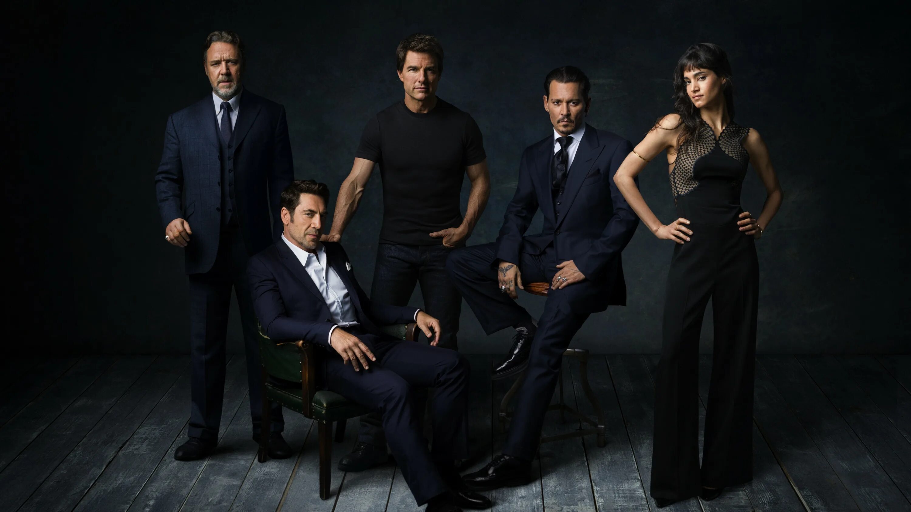 Человек в тумане. Остается быть темным. Расставание на вокзале. Любимые остаются в сердце навсегда. Энни лейбовиц поезд.