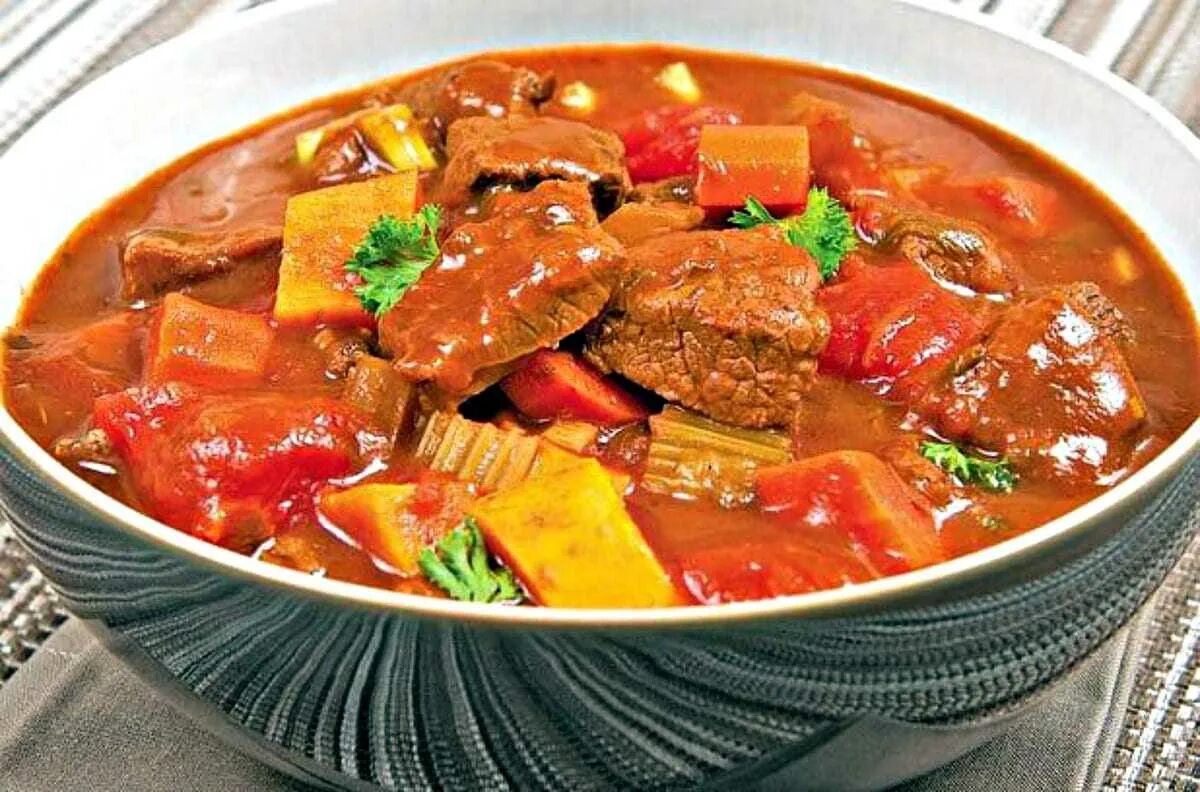 Хашлама армянская. Армянский суп Хашлама. Хашлама с говядиной. Хашлама из баранины.