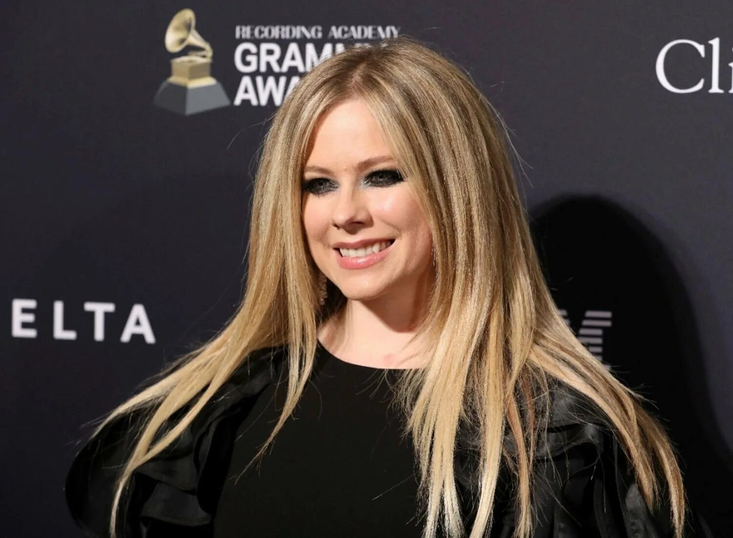 Avril lavigne сейчас. аврил лавин сейчас 2020. аврил лавин 2021. Avril lavigne сейчас 2022. Avril lavigne сейчас.
