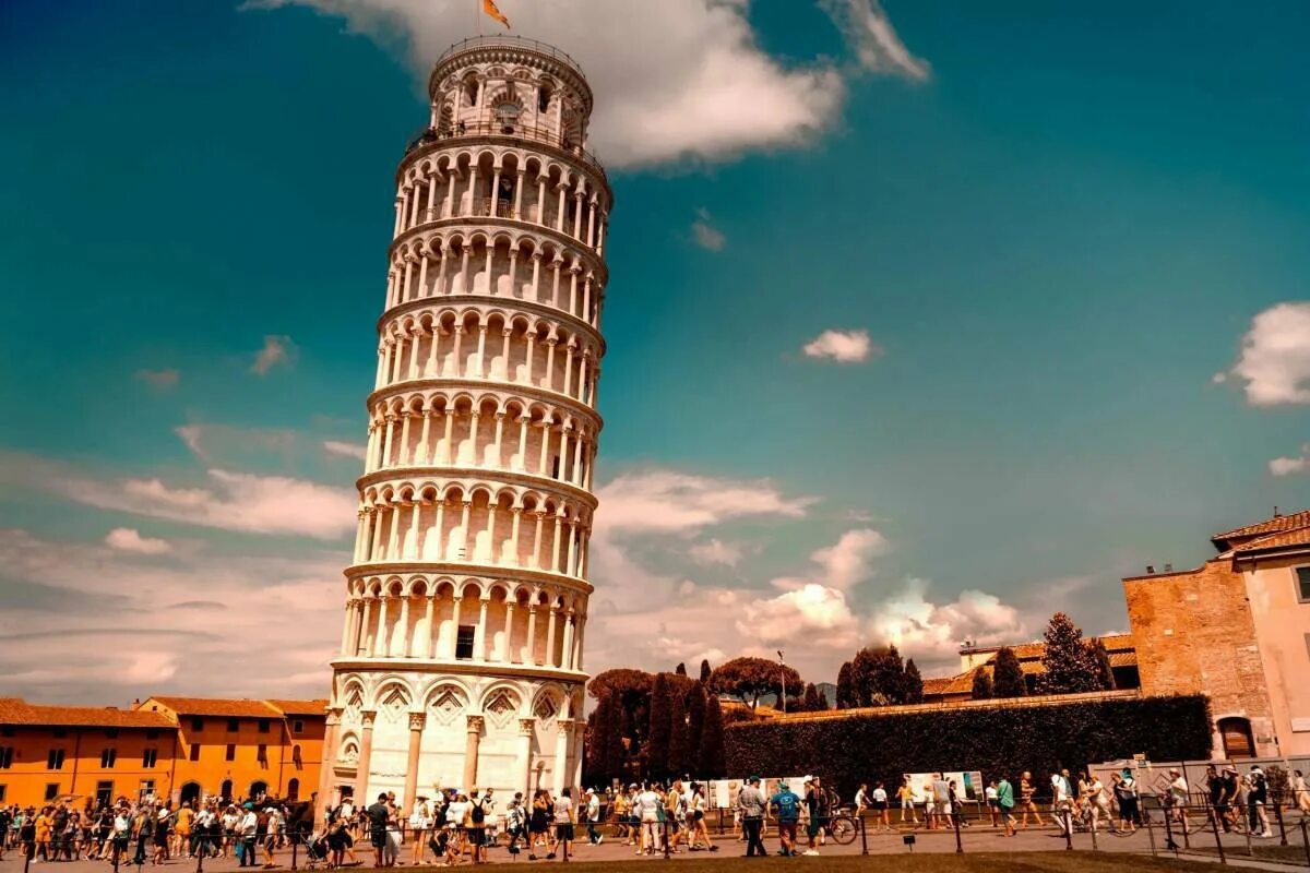 Какая красивая башня. Пизанская башня Италия. Достопримечательности Италии Пизанская башня. Пизанская башня (Пиза, Италия). Падающая башня Пизанская башня.