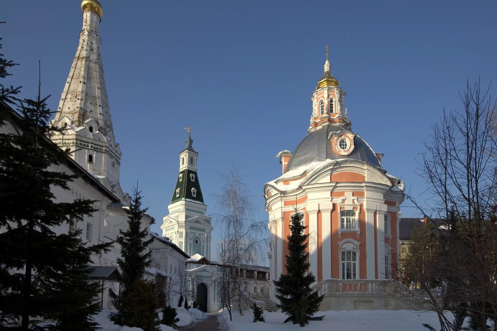 Смоленская Церковь Троице-Сергиевой Лавры. Церковь Смоленской иконы Божией матери Одигитрии. Смоленский храм Сергиев Посад. • Смоленская Церковь Сергиев Посад Троице Сергиева Лавра.