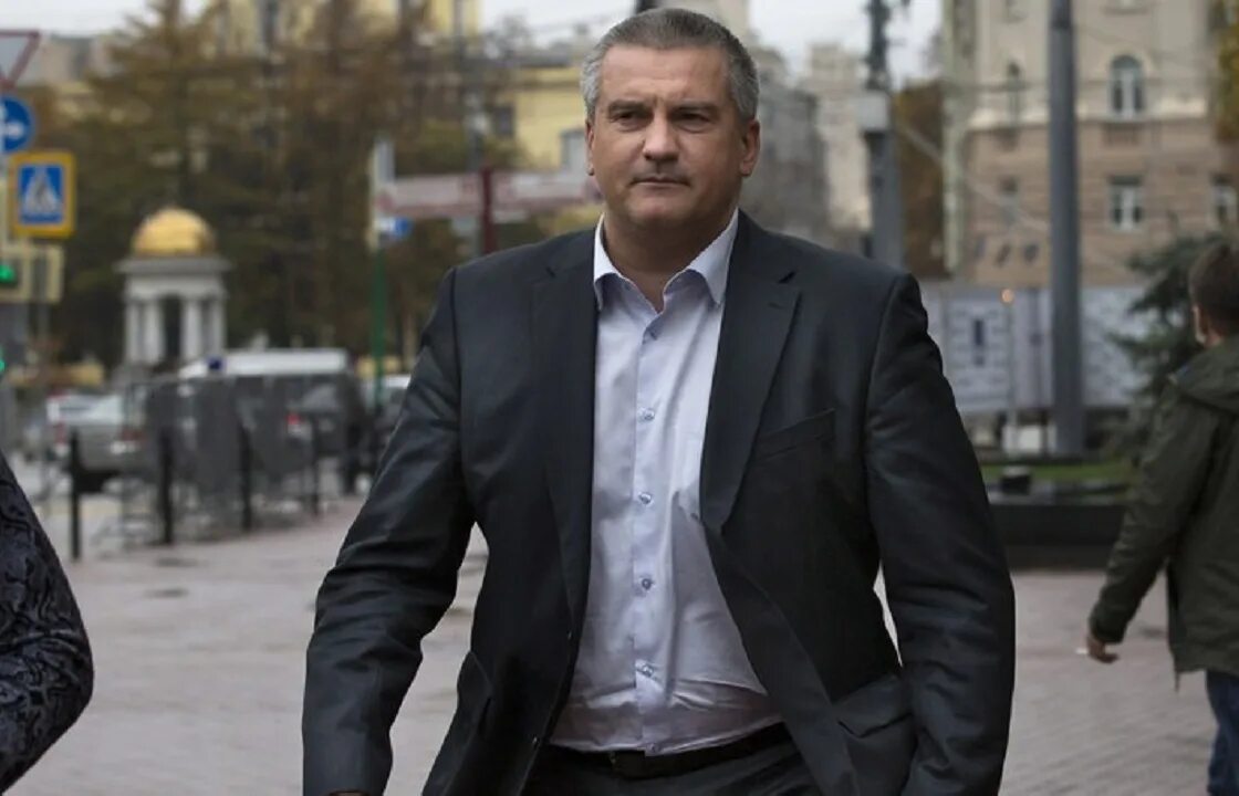 Аксенов раевка. Аксенов глава крыма.