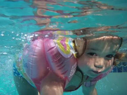 Are going to swim