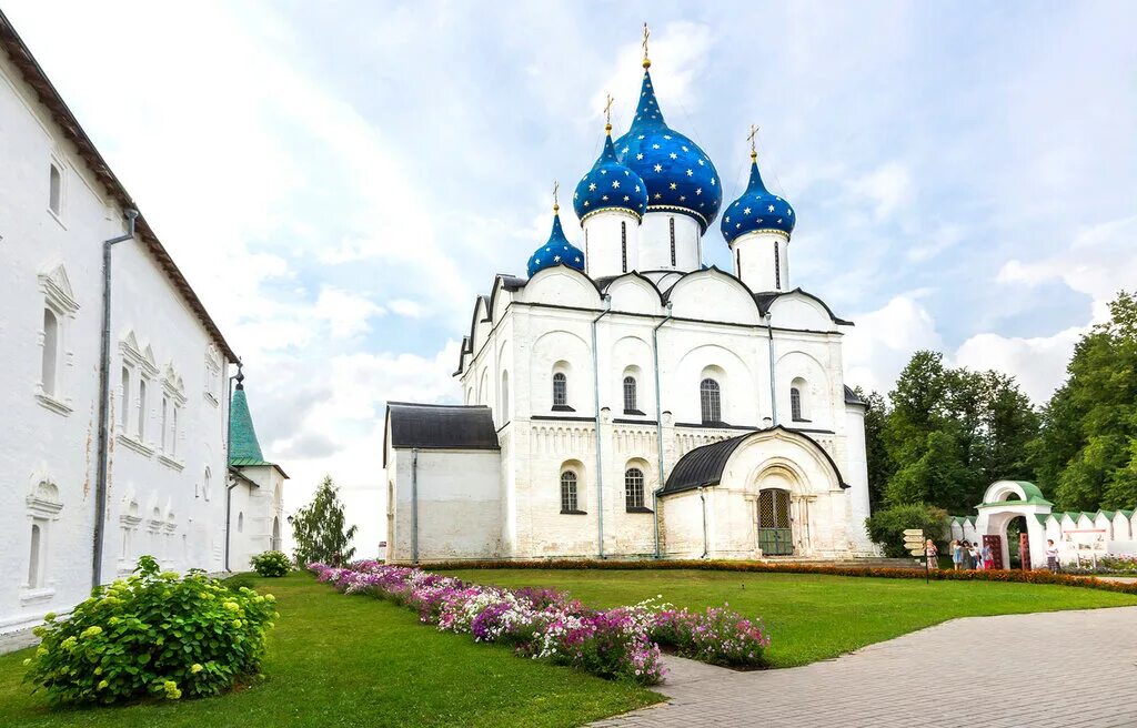 успенский собор в суздале. богородице-рождественский собор (суздаль). суздаль кремль собор рождества богородицы. суздальский кремль собор рождества богородицы. покровский собор суздаль.