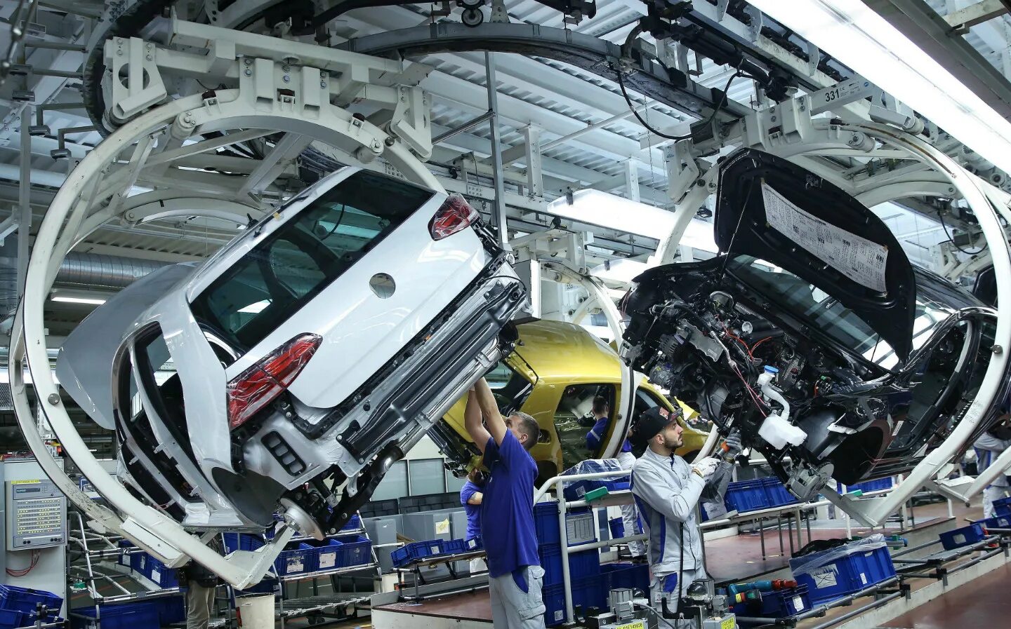 Самая крупная автомобильная компания. Крупнейшие автомобильные фирмы. Крупнейшие производители автомобилей. Самый крупный автопроизводитель в мире. Шведские автопроизводители.