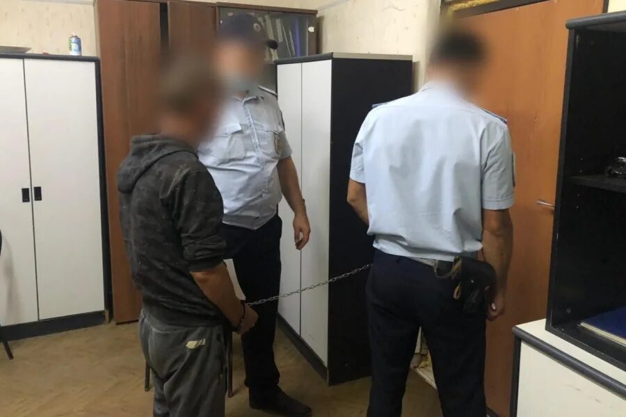 Маньяк похитил 8 летнего мальчика. Момент окончания похищения. Семенов банда галанцева. Задержание преступника. Полиция задержала мигрантов.