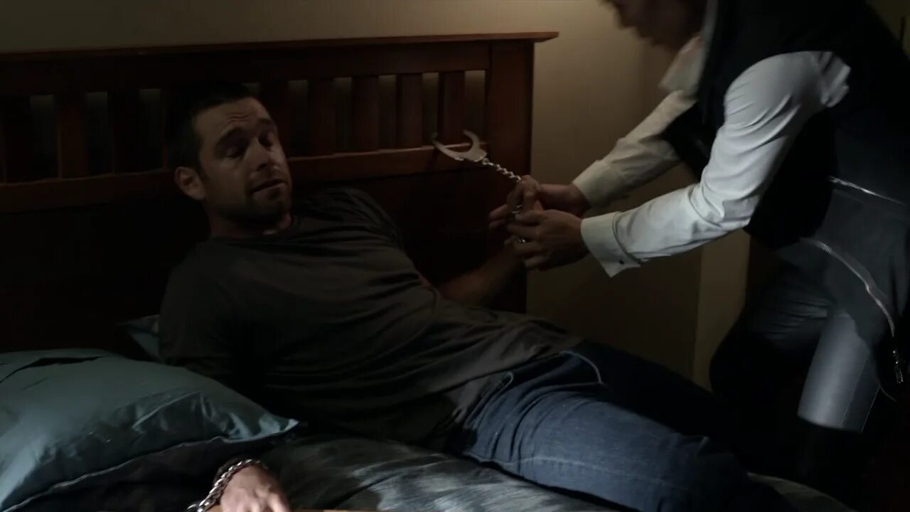 Скачать Песню Tied Up Andyr