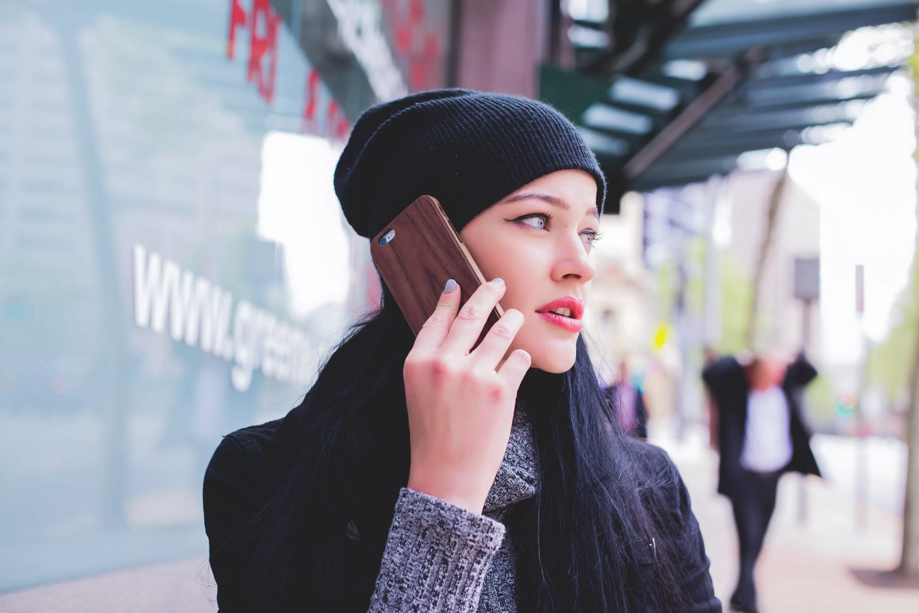 Calling girl. Calling girl