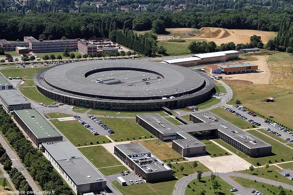 Diamond синхротрон. Сибирский кольцевой источник фотонов скиф. Синхротрон это. Сибирский кольцевой источник фотонов цкп скиф. Синхротрон это.