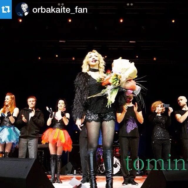 Тучи в голубом текст. Тучи в голубом кристина орбакайте. Орбакайте тучи. Тучи в голубом ноты для фортепиано. Орбакайте ах эти тучи в голубом.