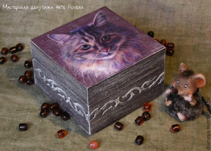 Кот шкатулка. Шкатулка кот. шкатулка с котиком. кот шкатулка валяние. котики декупаж.