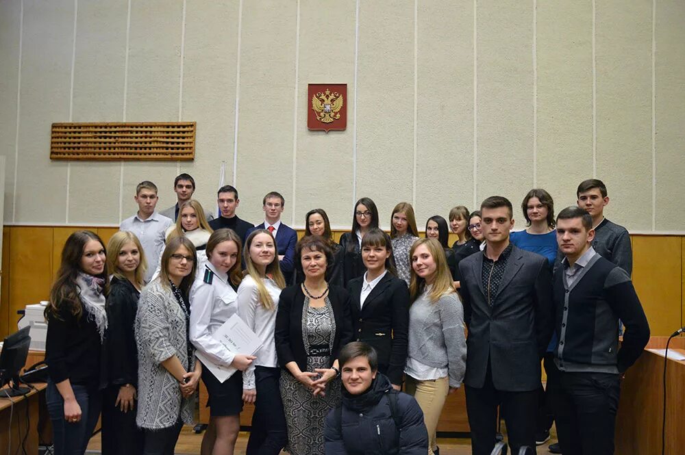 Восточные судьи белгород. Судья города белгород. Мичурина 62 белгород мировой суд. Суд на князя трубецкого 35 а белгород. Восточные судьи белгород.