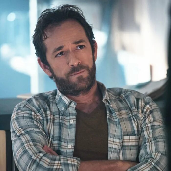 Andrew is here. Фред Эндрюс. About Luke Perry. @Ofovea_08：наш Фред Эндрюс..????.