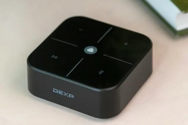 Как подключить станцию dexp. Умная колонка dexp smartbox. dexp smartbox с алисой. колонка алиса dexp. умная колонка с алисой dexp.