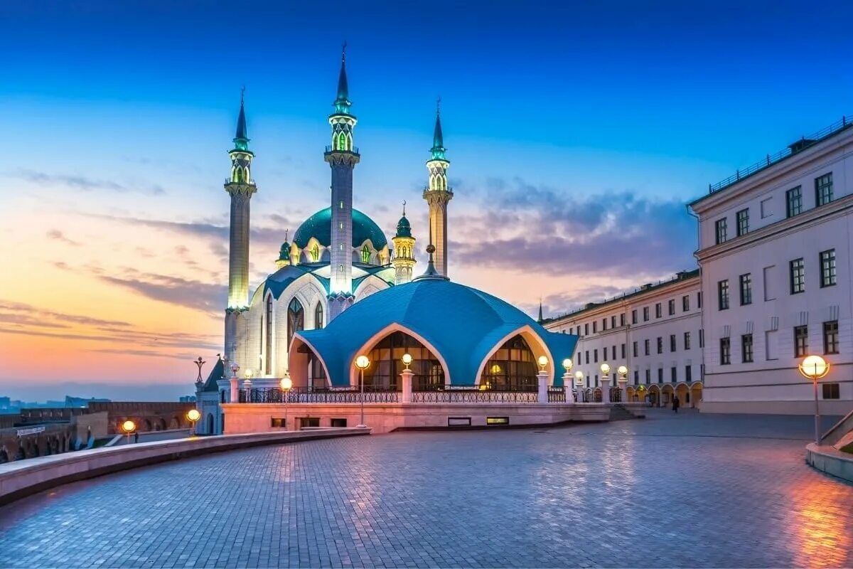 Достопримечательность кул шариф. Кул-шариф казанский кремль. казань кремль кул шариф. мачет кулшариф. мечеть в казанском кремле.