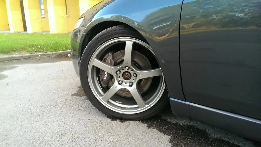 2 5 r f